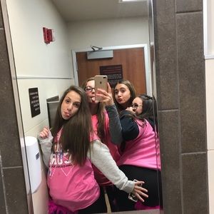 Meet your Posher, Isabella